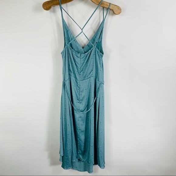 August 1 Eight Green Silky A Line Dress Small - Picture 9 of 11